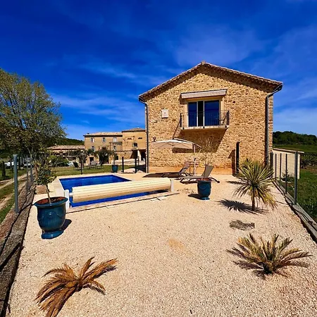 Villa De Charme Avec Piscine Au Milieu Des Vignes *