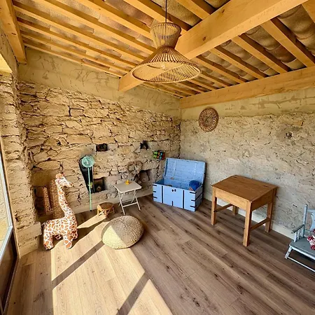 Villa De Charme Avec Piscine Au Milieu Des Vignes Tresques